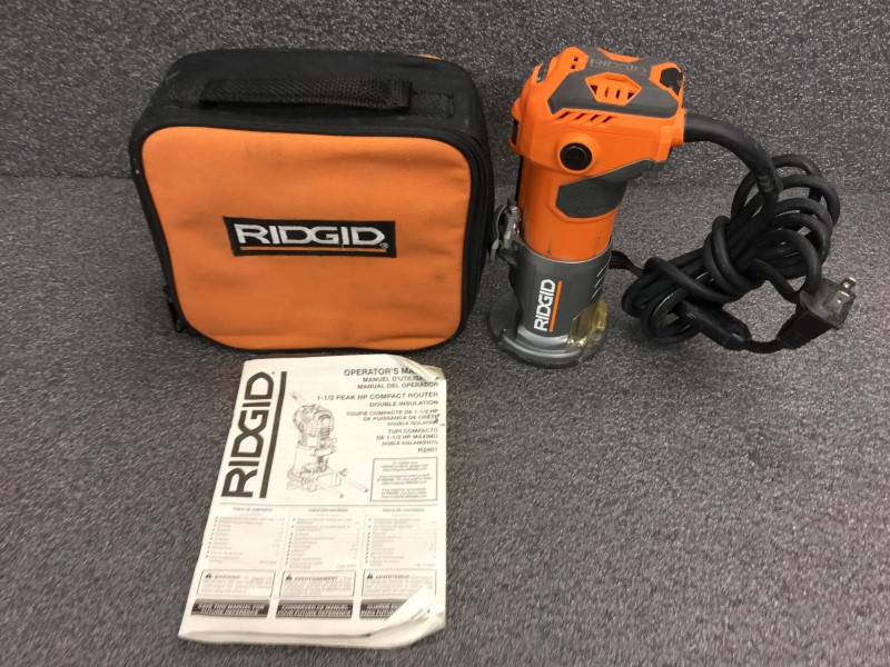 RIDGID TOOLS R2401 Laminate Trim Router 1 1/2 PEAK HP P. Good Buya