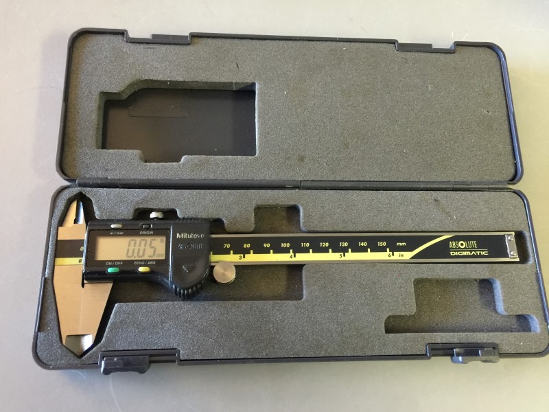 MITUTOYO 50019620 CD6" CSX ABSOLUTE DIGITAL CALIPER Good Buya