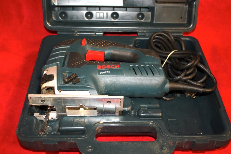Bosch 7Amp Variable Speed Corded Jigsaw Model JS470E Good Buya