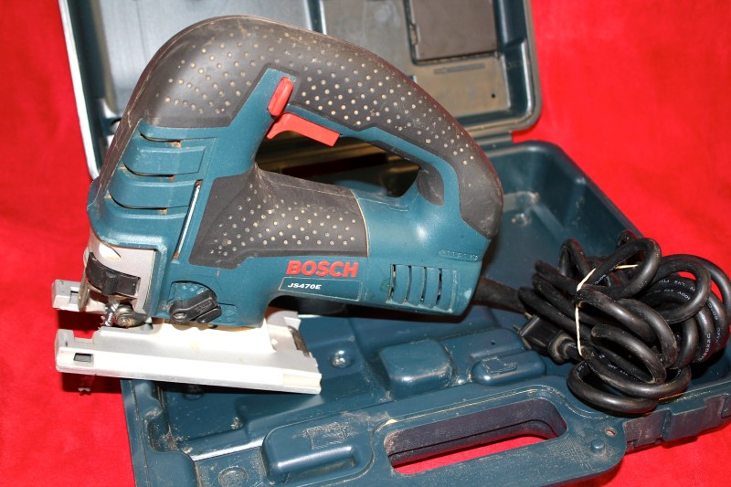 Bosch 7Amp Variable Speed Corded Jigsaw Model JS470E Good Buya