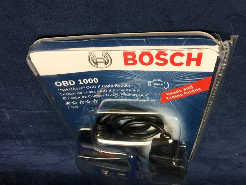 BOSCH OBD 1000 POCKET SCAN OBD II CODE READER, READS & ERASES CODES