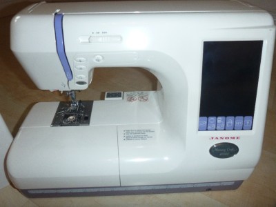 Janome Memory Craft 10000 