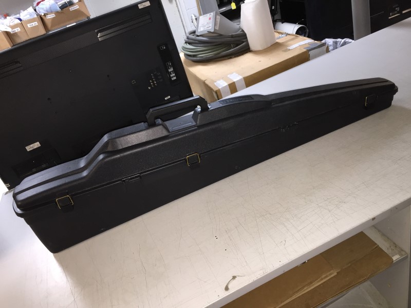 Plano vertical single scoped rifle hard case