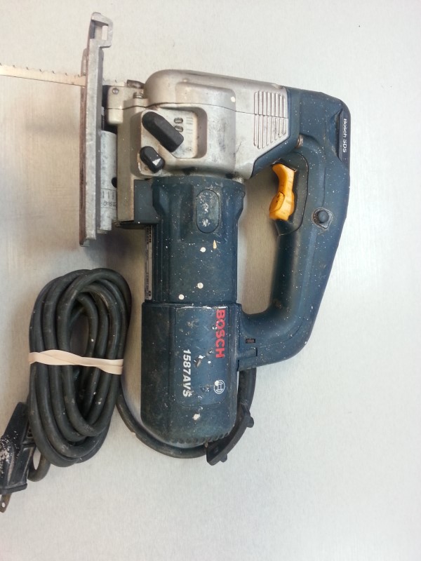 BOSCH Jig Saw 1587AVS Good Buya