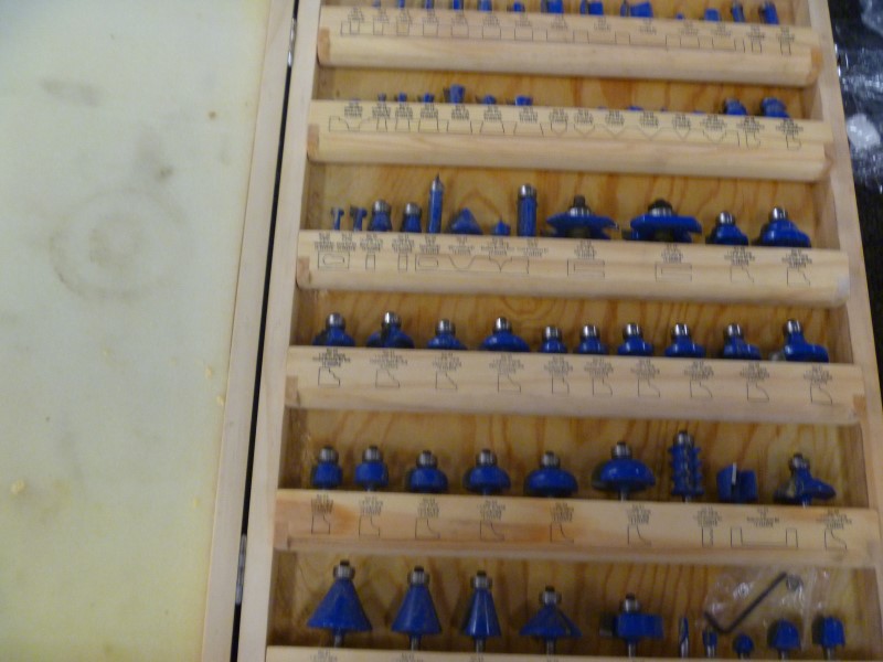 HARBOR FREIGHT TOOLS Combination Tool Set ROUTER BITS Very Good Buya