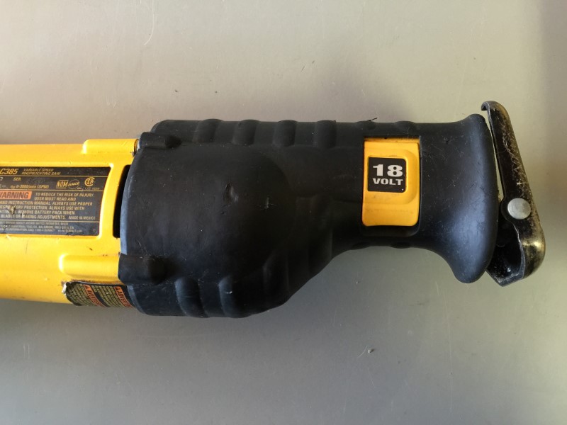 Dewalt Dc385 18 Volt Cordless Recipricating Saw Sawzall Tool Only Good Buya