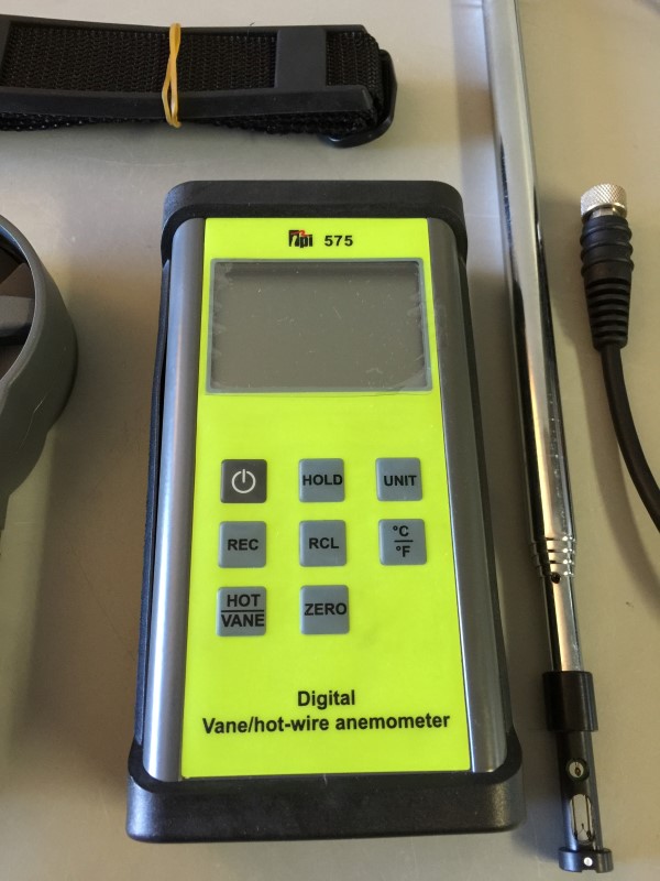 TPI 575 DIGITAL VANE/HOTWIRE ANEMOMETER KIT Very Good Buya