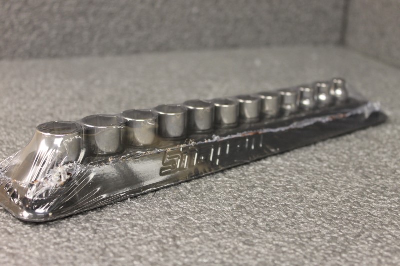 SNAP ON 3/8" DRIVE PAKTY231 12 PIECE METRIC SOCKET SET Brand New Buya