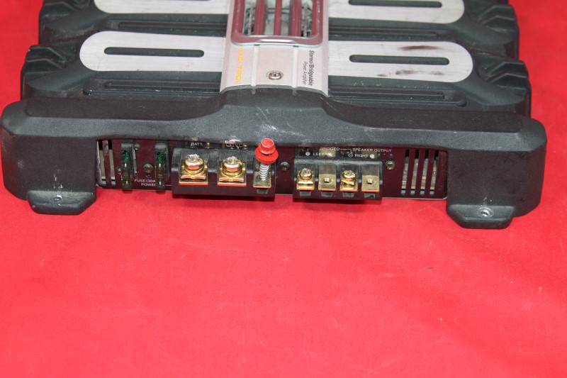 Kenwood KAC7201 800 Watt Amplifier Stereo/Bridged Power Amplifier Car