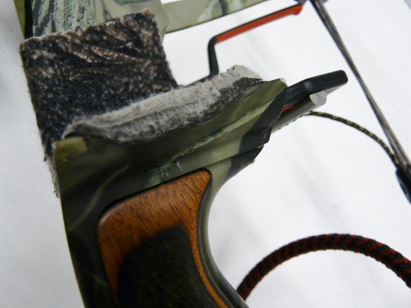 BOWTECH DIAMOND ARCHERY BLACK ICE FLX RIGHT HAND COMPOUND BOW Very Good