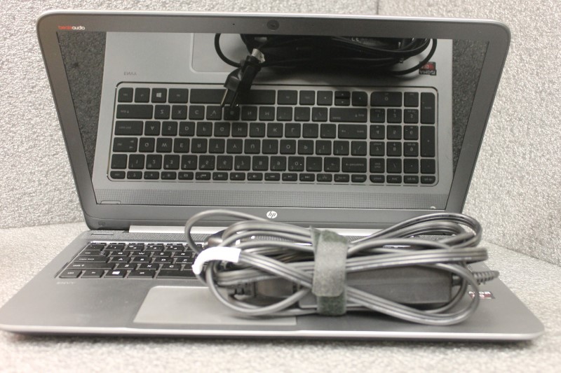 HP ENVY M6K010DX 15.6&quot; SLEEKBOOK LAPTOP 750GB, 6GB, AMD