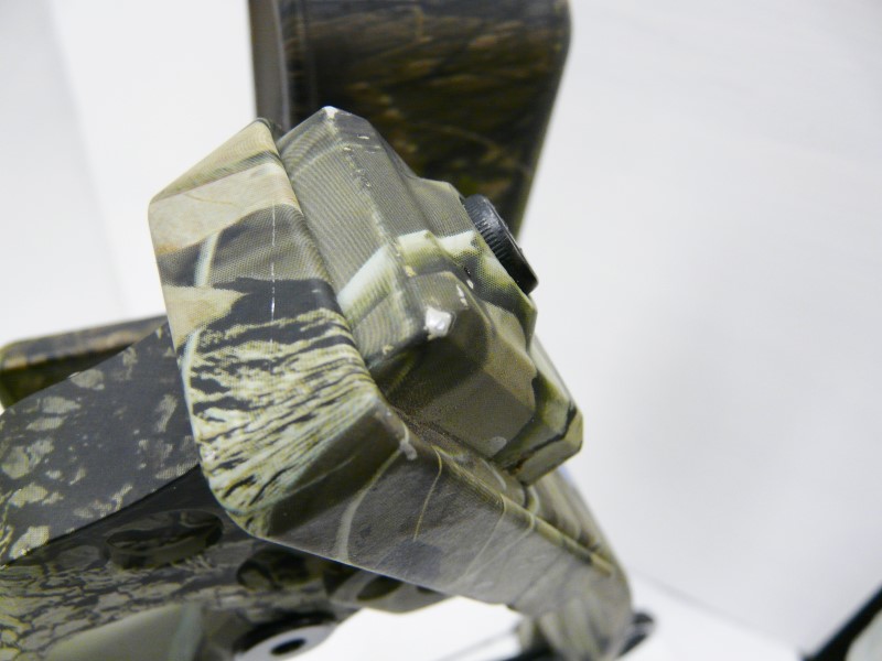 BOWTECH DIAMOND ARCHERY BLACK ICE FLX RIGHT HAND COMPOUND BOW Very Good