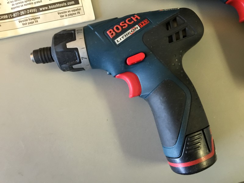 BOSCH PS20 1/4" Cordless Drill 2PC Kit 3 Batts Good Buya