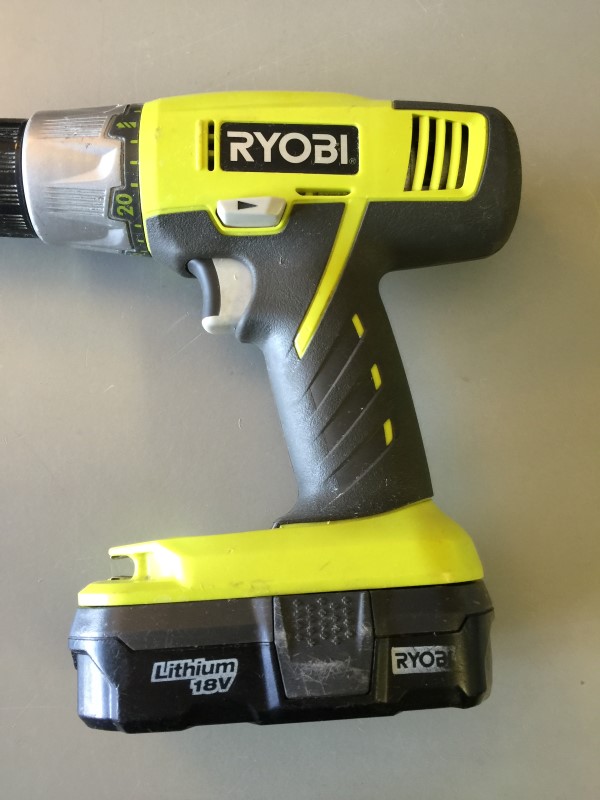 RYOBI P271 18 VOLT LITHIUM CORDLESS DRILL DRIVER KIT Good Buya