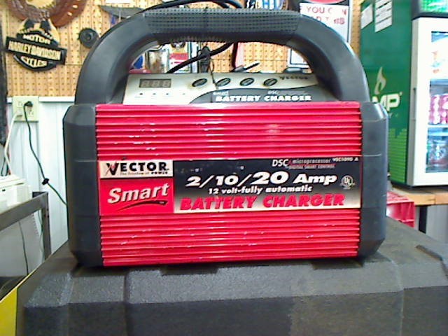 VECTOR BATTERY CHARGER Battery/Charger VEC1090 Very Good | Buya