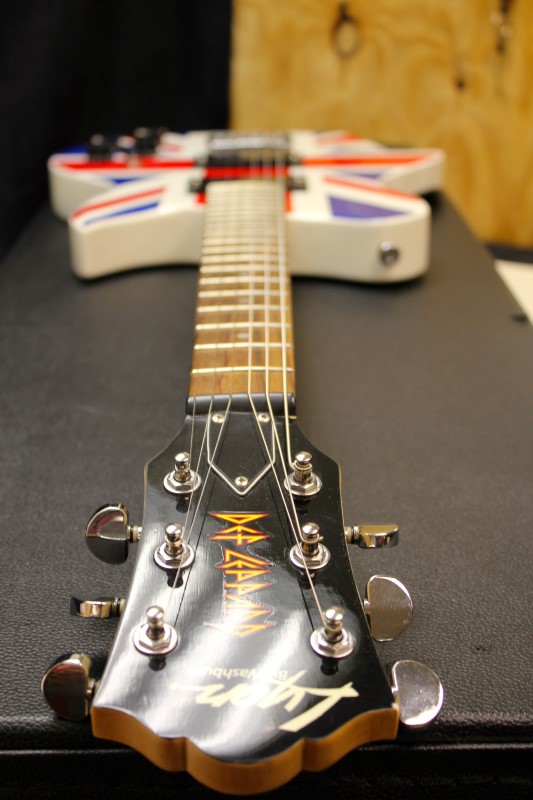 Washburn Lyon Def Leppard Electric Guitar with Hard Case Very Good Buya