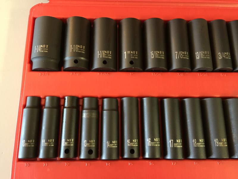NAPA 29 Piece PROFESSIONAL IMPACT SOCKET SET 1/2" DEEP SAE/METRIC Like