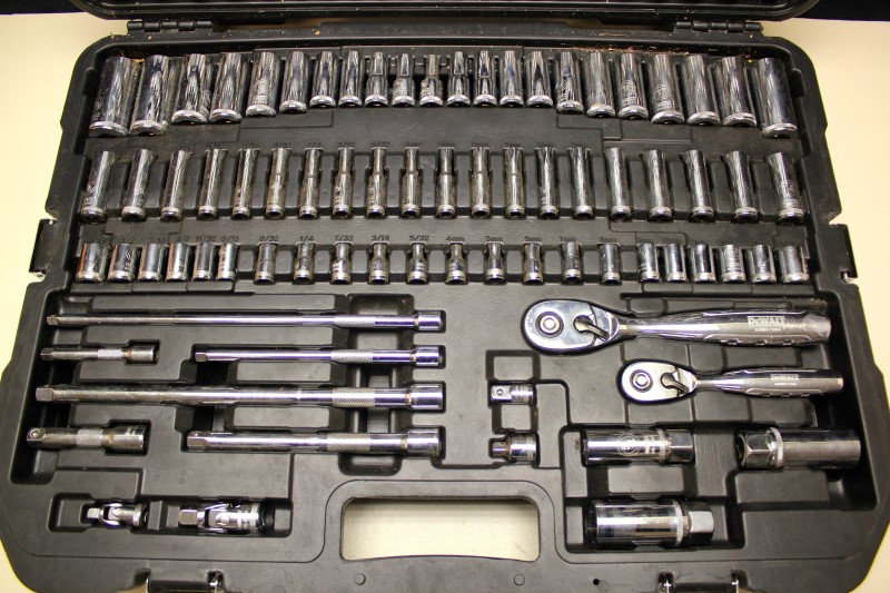 DeWalt 204Piece Mechanics Tool Set DWMT72165 Very Good Buya