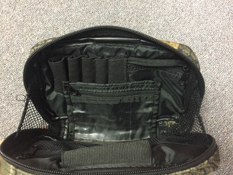 FIELDLINE HUNTERS CAMO FANNY PACK HOLDS 5 SHOT GUN SHELLS W/ 2 ZIPPER