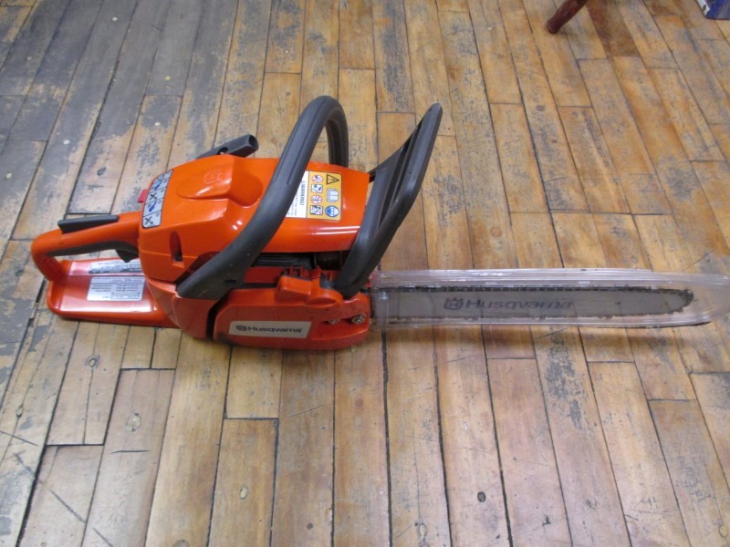HUSQVARNA Chainsaw 240 X TORQ Good Buya