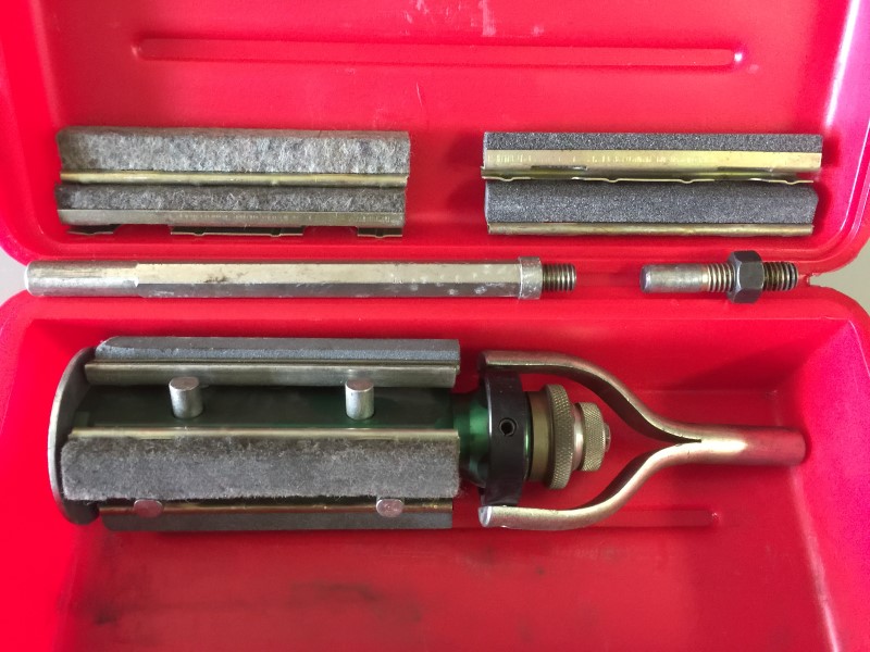 LISLE 15000 CYLINDER HONE ENGINE CYCLINDER HONE KIT Very Good Buya