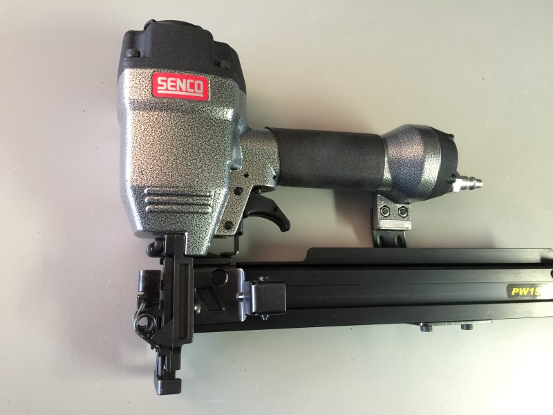 SENCO PW150 16GAUGE WIDE CROWN PNEUMATIC ROOFING STAPLER Very Good Buya