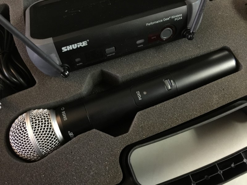 SHURE PGX4 DIGITAL WIRELESS SM58 MICROPHONE SYSTEM 500 MHz BAND Like