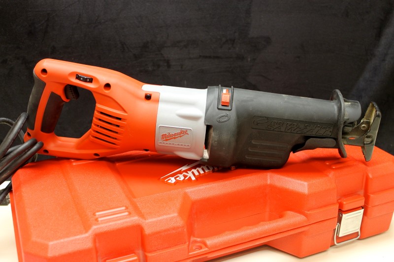 Milwaukee 15Amp Corded Super Sawzall Reciprocating Saw 653821 Very