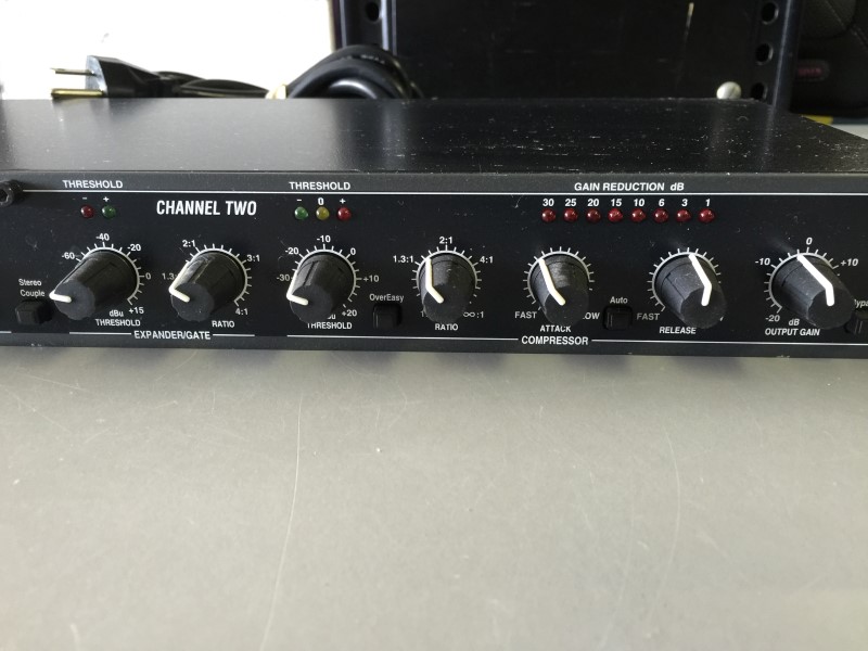 DBX 266XL COMPRESSOR/ GATE RACKMOUNT EFFECTS PROCESSOR Like New Buya