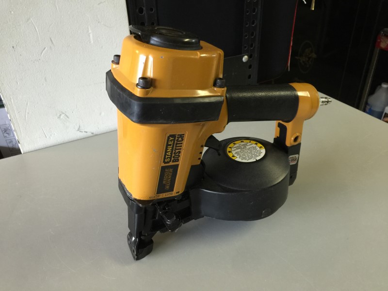 BOSTITCH RN45B1 COIL ROOFING NAILER For parts or not working Buya