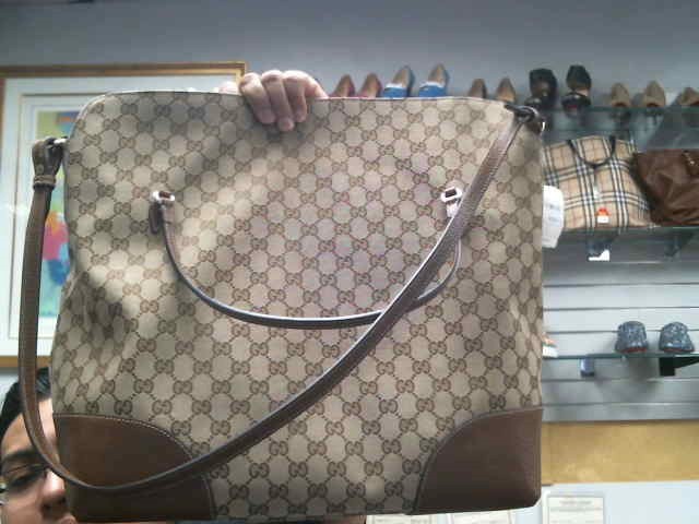 520981 gucci