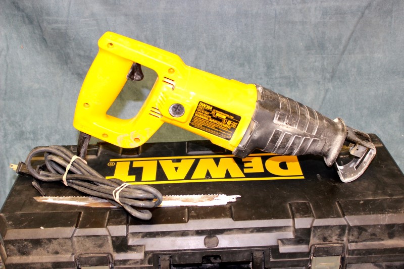 DeWalt Corded Reciprocating Saw Model DW304 Good Buya
