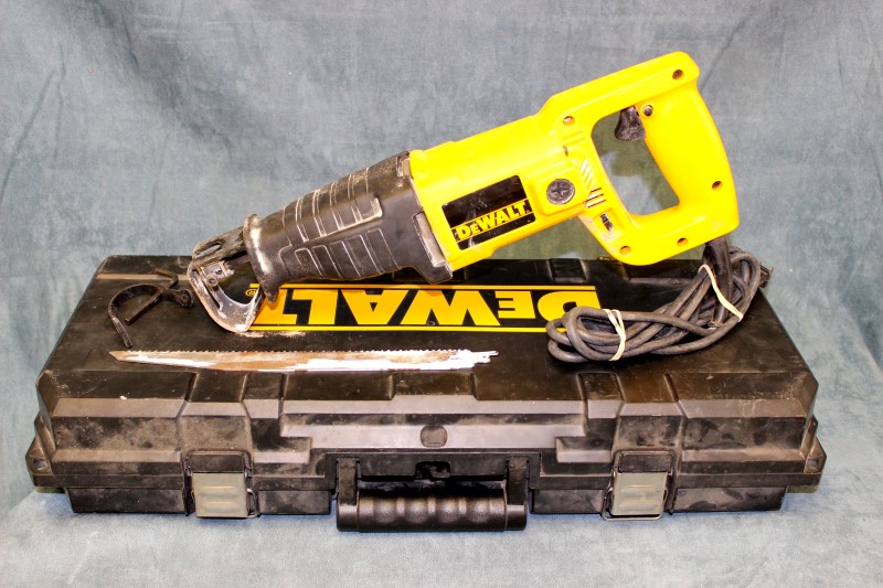 DeWalt Corded Reciprocating Saw Model DW304 Good Buya