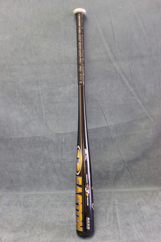 Easton Black Magic 3 Baseball Bat 32" / 29oz Model BK8 Good Buya