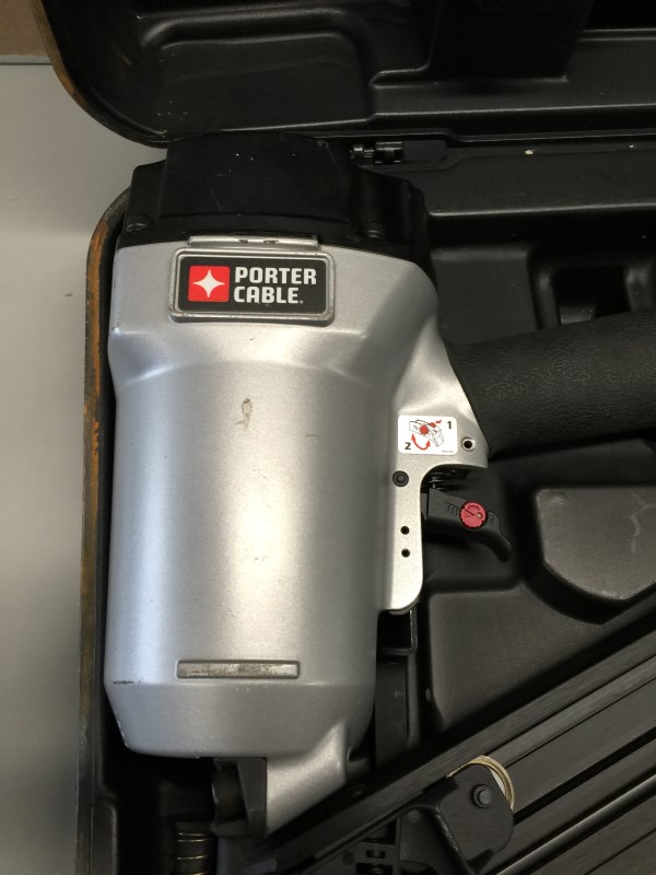 PORTER CABLE FC350A 2" to 31/2" ClippedHead Framing Nailer Very Good