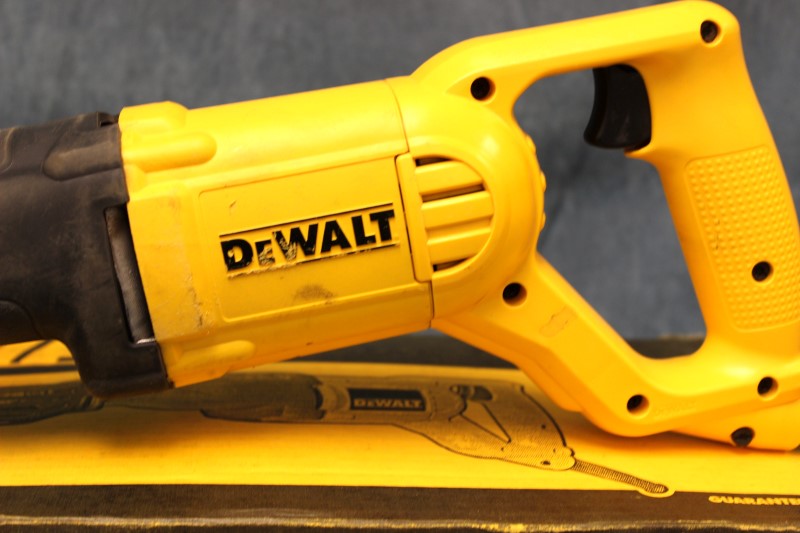 DeWalt Corded Reciprocating Saw Model DWE304 Good Buya