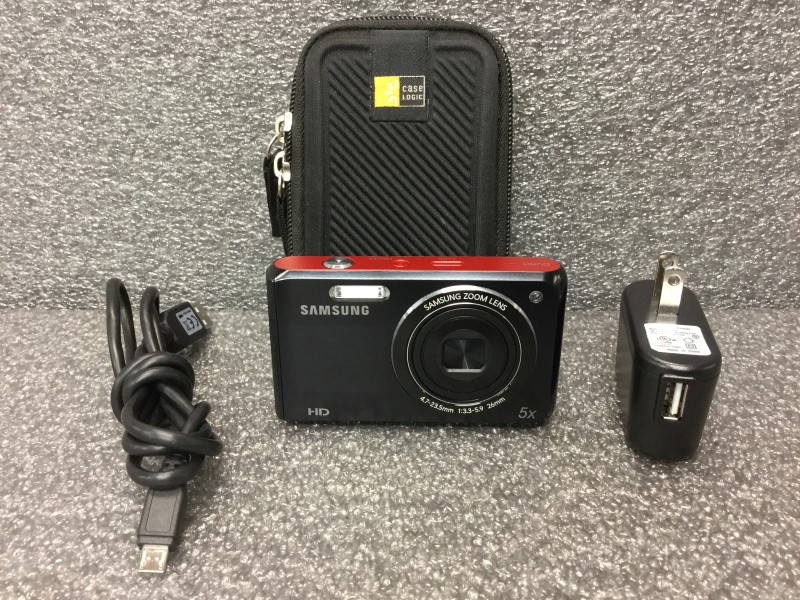 Samsung DV50 DualView 16MP 5x Zoom Digital Camera Good Buya