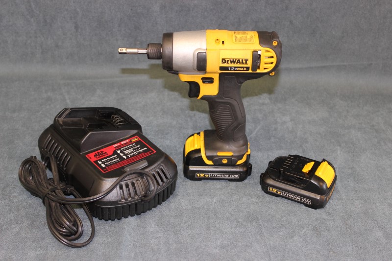 DeWalt 12V Max Cordless Impact Driver DCF815 Very Good Buya