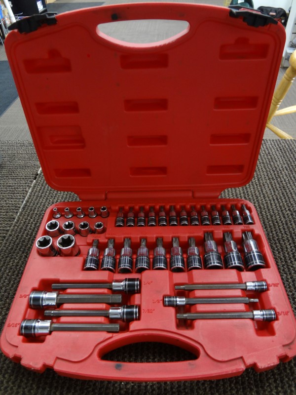MATCO SILVER EAGLE 41PC SOCKET BIT DRIVER SET SBS41SE Like New Buya