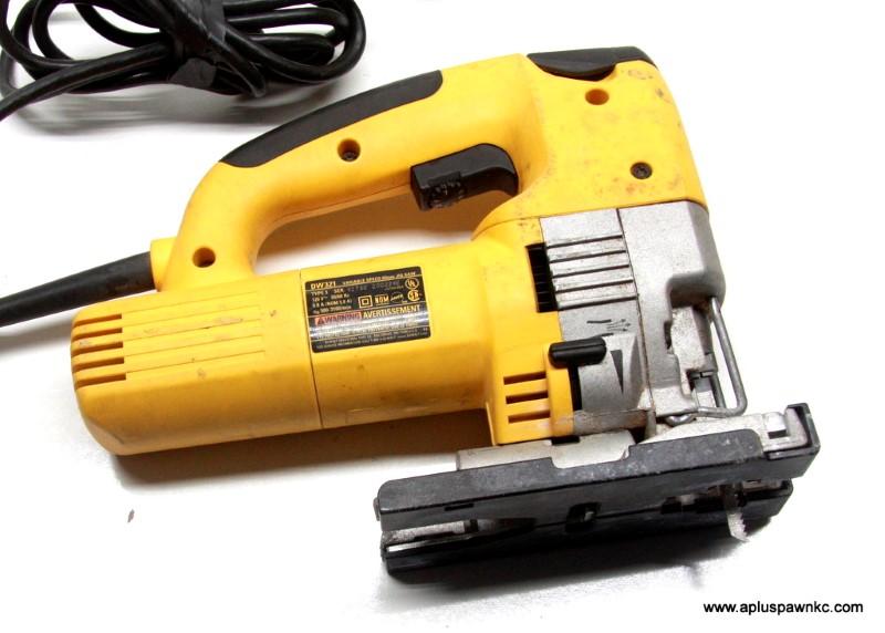 DEWALT Jig Saw DW321 with CASE Very Good Buya