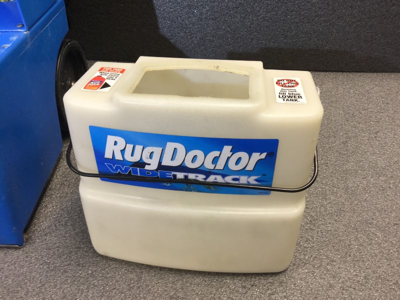 Rug Doctor ETC2A Wide Track Carpet Cleaner Good Buya