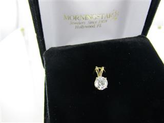 14 KT YELLOW GOLD DIAMOND PENDANT 0.3DWT/Y