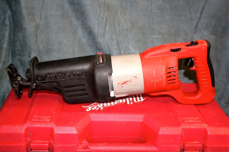 Milwaukee 13-Amp Super Sawzall Reciprocating Saw - Model 6523-21 Good ...