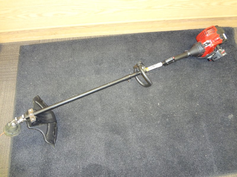 MURRAY M2510 16" 25CC 2CYCLE STRAIGHT SHAFT GAS STRING TRIMMER For