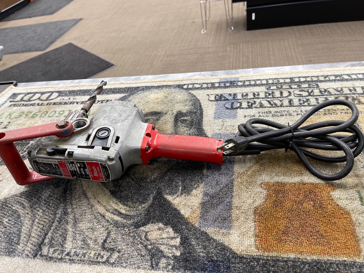 MILWAUKEE 16751 1/2" CORDED HOLE HAWG Acceptable Axel's Spokane WA