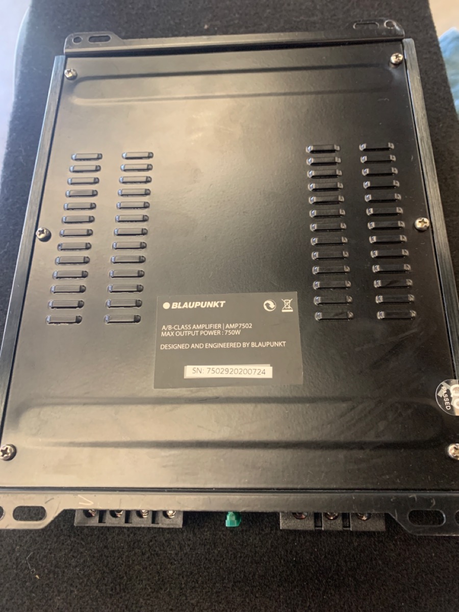 Blaupunkt AMP7502 750 Watts 2Channel Full Range Amplifier + 8 Gauge