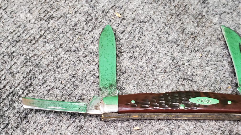 Case XX 6488 2Dot 4Blade Jigged Bone Pocket Folding Knife Good