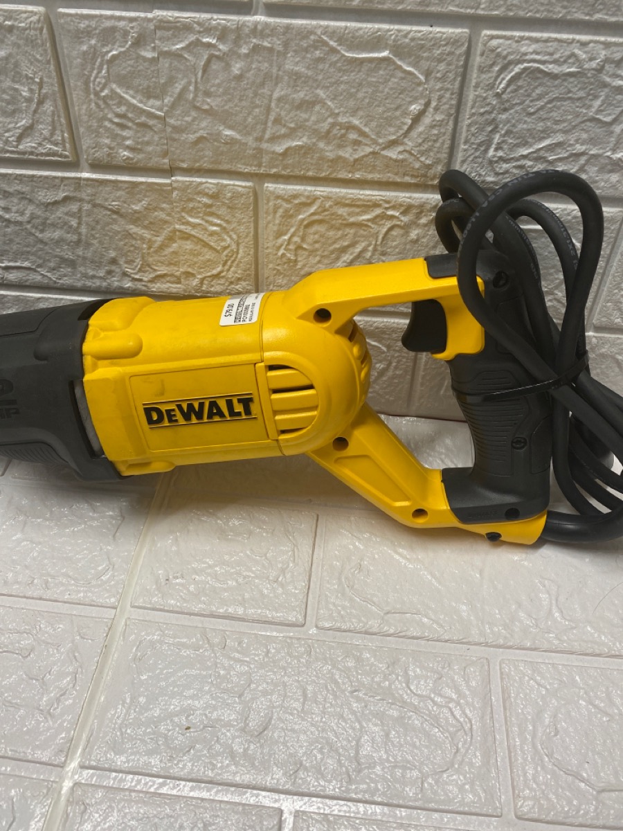 Dewalt Dw303m Reciprocating Saw Good Buya