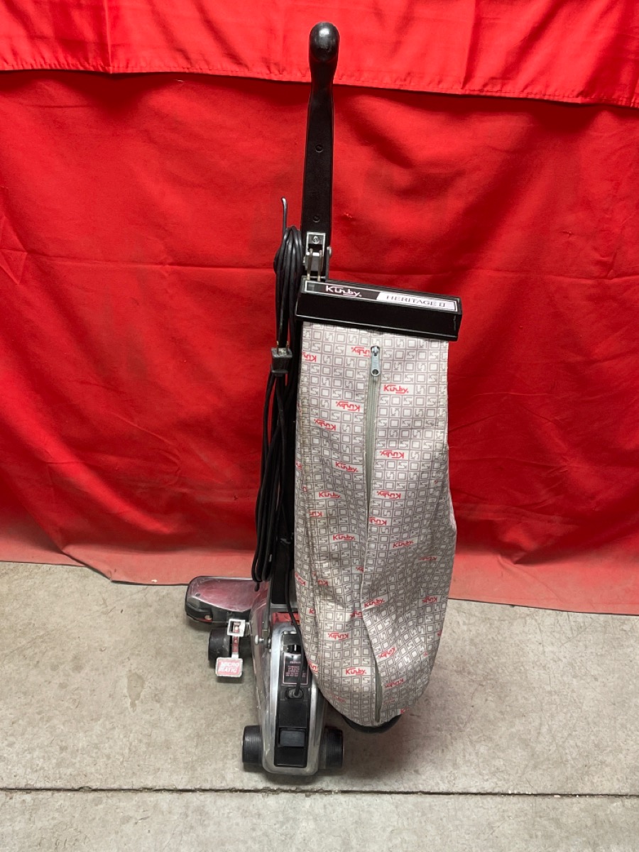 Kirby Heritage II Turbo Upright Vacuum Cleaner Model 2HD Polisher W