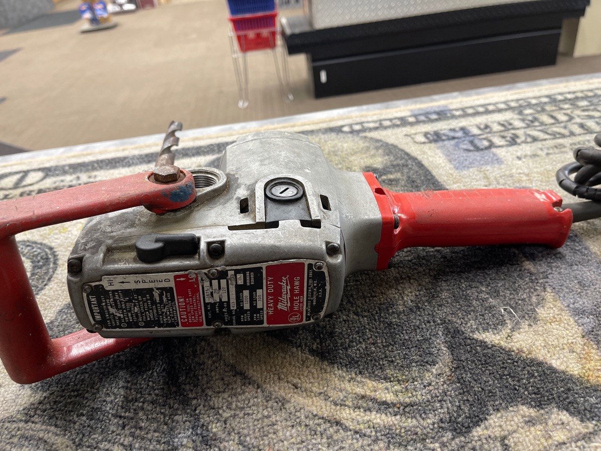 MILWAUKEE 16751 1/2" CORDED HOLE HAWG Acceptable Axel's Spokane WA